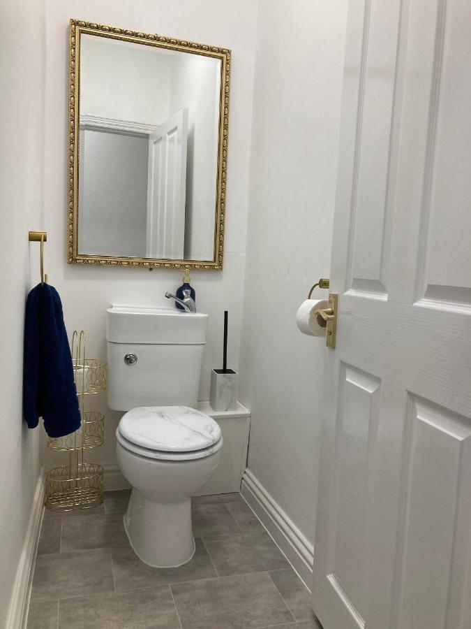 Agapi Apartment - Sea View Sleeps Ten Blackpool Extérieur photo